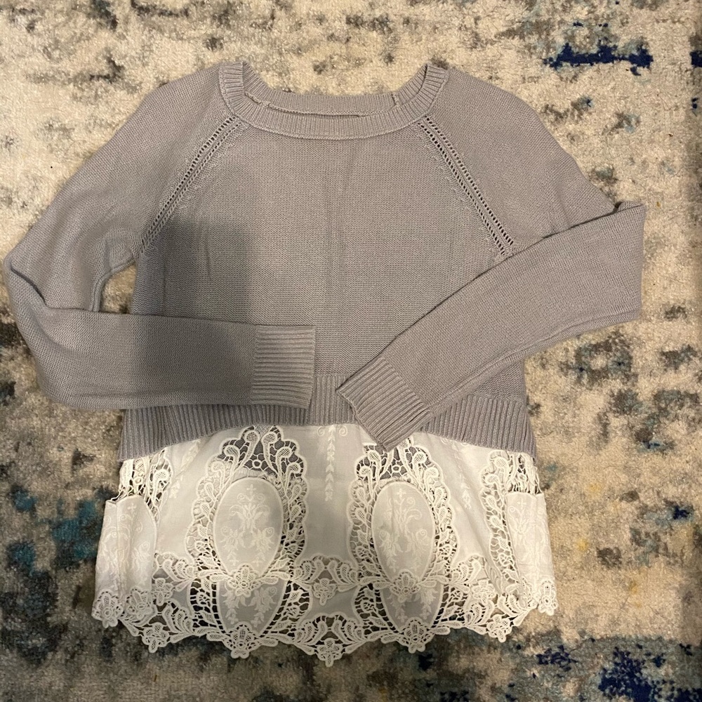 American Eagle xs sweater